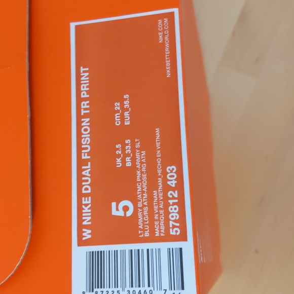 NWOT Nike Dual Fusion leopard print sneakers. - Picture 5 of 5